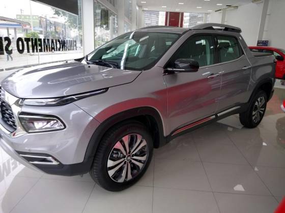 FIAT TORO 2.0 16V TURBO DIESEL VOLCANO 4WD AT9